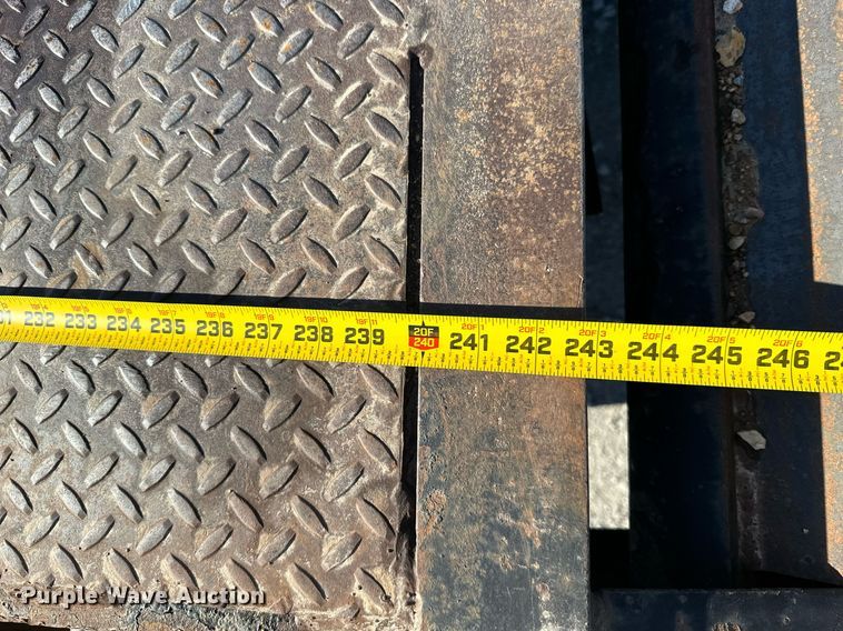 image for item NO9470 2016 Starlite TDCNDVLP-RHD  equipment trailer