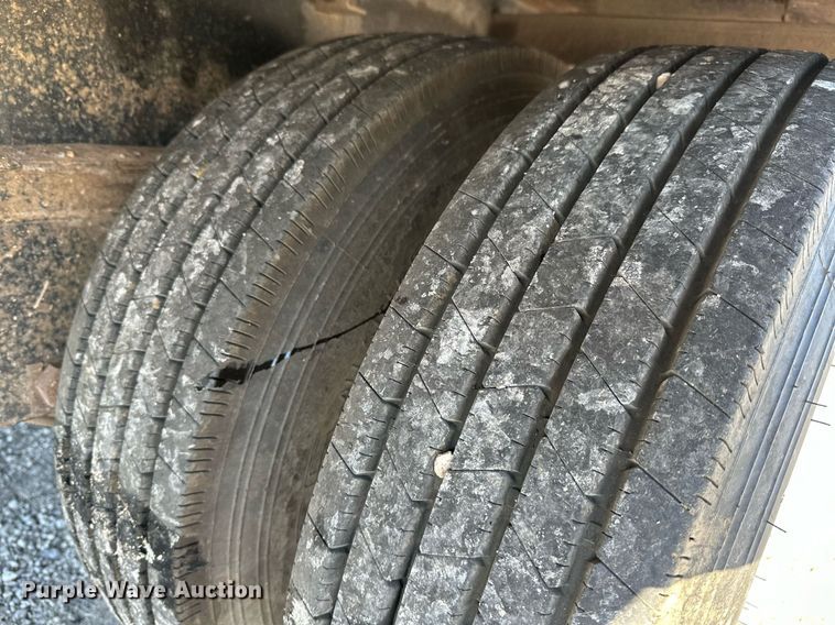 image for item NO9470 2016 Starlite TDCNDVLP-RHD  equipment trailer