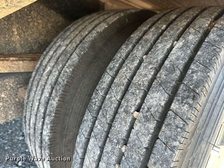 image for item NO9470 2016 Starlite TDCNDVLP-RHD  equipment trailer