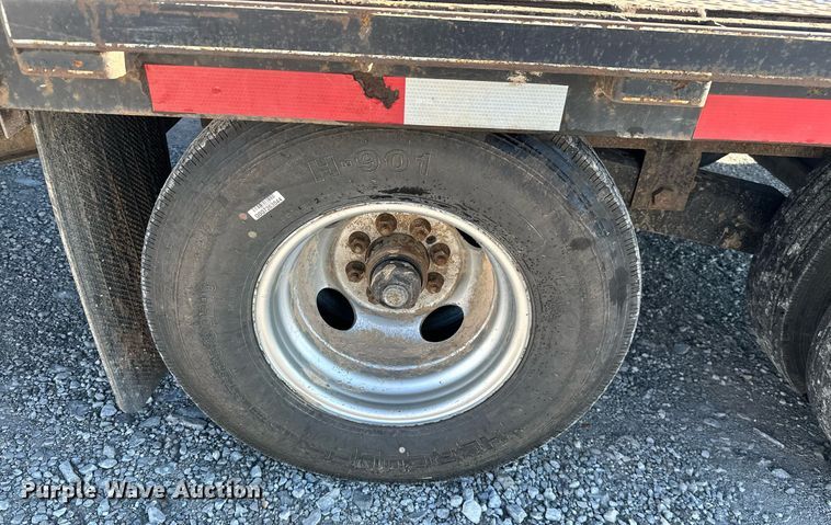 image for item NO9470 2016 Starlite TDCNDVLP-RHD  equipment trailer