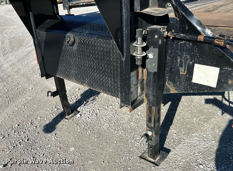 image for item NO9472 2015 Starlite 25TDGNDV-LP  equipment trailer