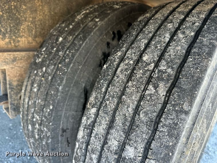 image for item NO9472 2015 Starlite 25TDGNDV-LP  equipment trailer