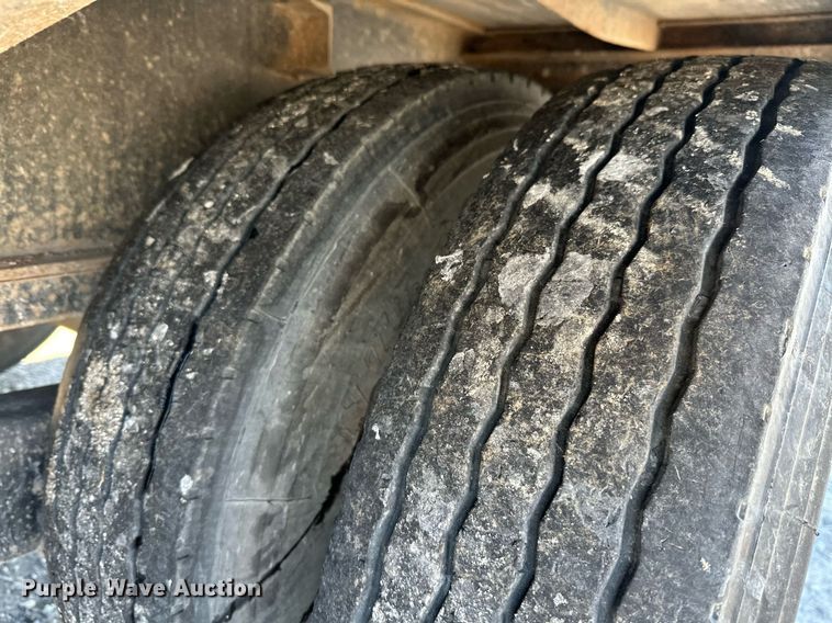 image for item NO9472 2015 Starlite 25TDGNDV-LP  equipment trailer