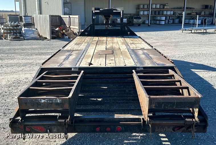 image for item NO9473 2015 Starlite 25TDGNDV-LP  equipment trailer
