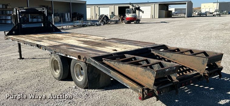 image for item NO9473 2015 Starlite 25TDGNDV-LP  equipment trailer