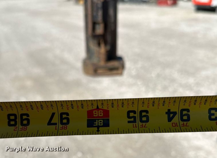 image for item NO9473 2015 Starlite 25TDGNDV-LP  equipment trailer