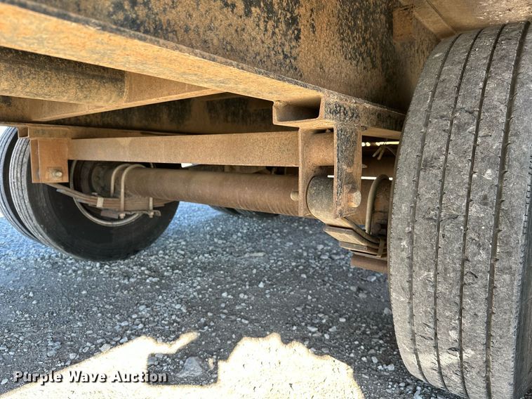 image for item NO9473 2015 Starlite 25TDGNDV-LP  equipment trailer