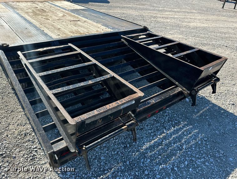 image for item NO9474 2015 Starlite 25TDGNDV-LP  equipment trailer