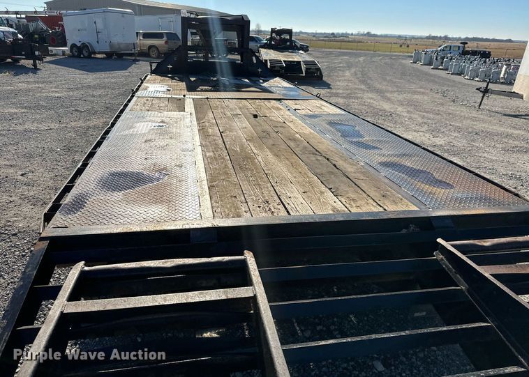 image for item NO9476 2013 Starlite TDGNDV  equipment trailer