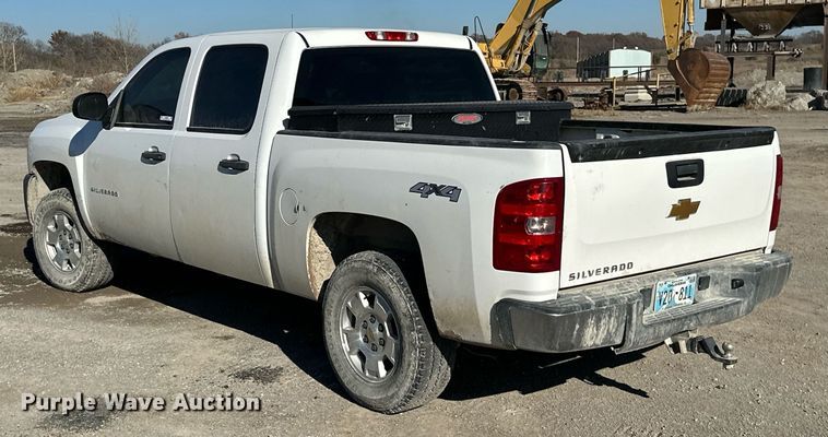 image for item NO9485 2013 Chevrolet Silverado 1500  Crew Cab pickup truck