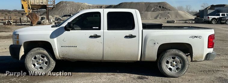 image for item NO9485 2013 Chevrolet Silverado 1500  Crew Cab pickup truck