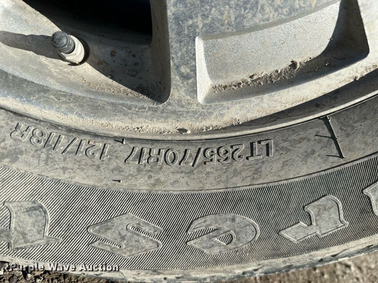 image for item NO9485 2013 Chevrolet Silverado 1500  Crew Cab pickup truck