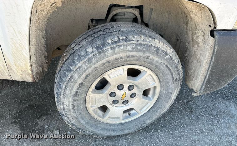 image for item NO9485 2013 Chevrolet Silverado 1500  Crew Cab pickup truck