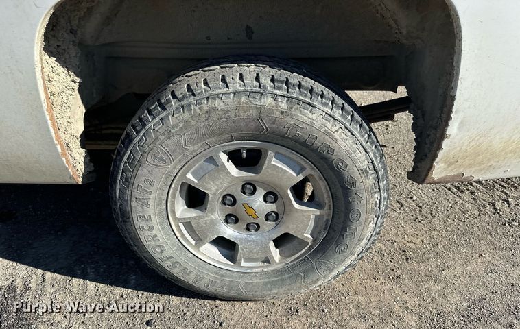 image for item NO9485 2013 Chevrolet Silverado 1500  Crew Cab pickup truck