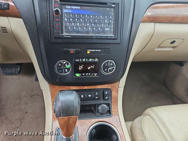 image for item NP9207 2009 Saturn Outlook XR  SUV