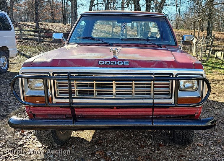 image for item NP9227 1984 Dodge Ram 150  pickup truck