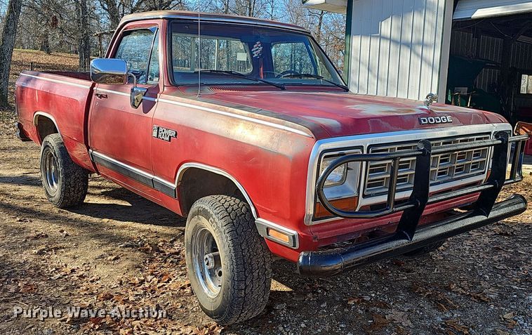 image for item NP9227 1984 Dodge Ram 150  pickup truck