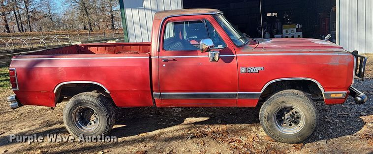 image for item NP9227 1984 Dodge Ram 150  pickup truck