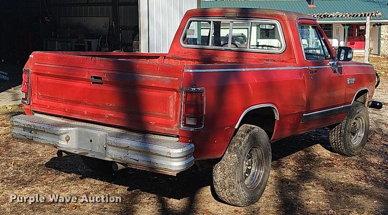 image for item NP9227 1984 Dodge Ram 150  pickup truck