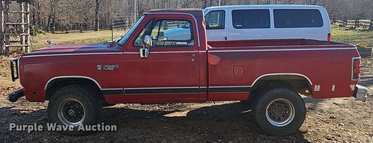 image for item NP9227 1984 Dodge Ram 150  pickup truck