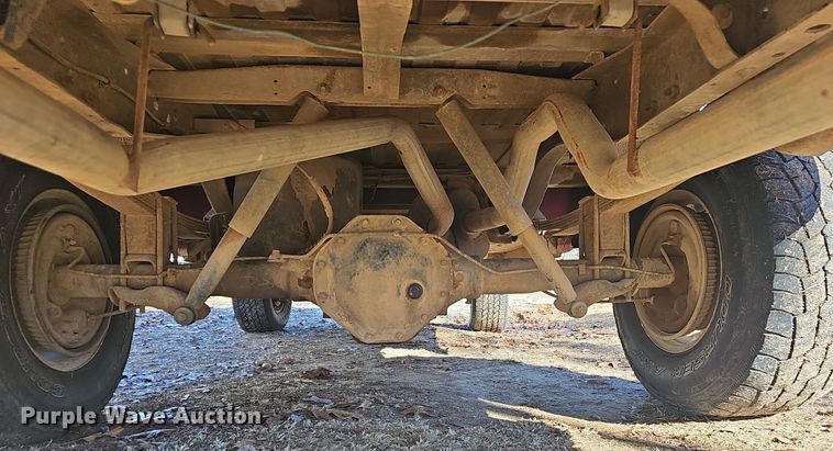 image for item NP9227 1984 Dodge Ram 150  pickup truck