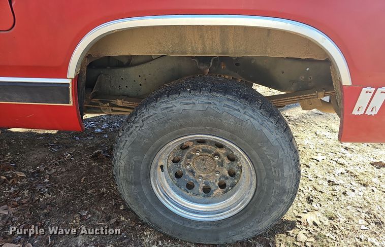 image for item NP9227 1984 Dodge Ram 150  pickup truck