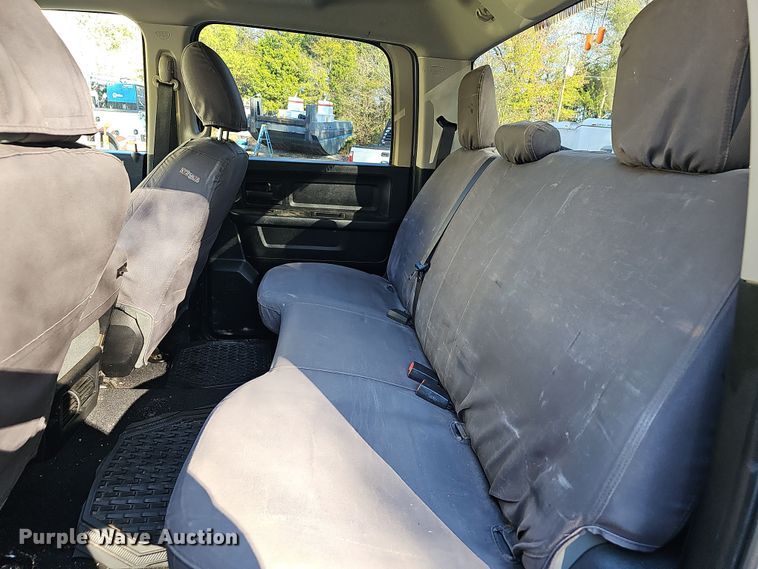 image for item NP9229 2018 Dodge Ram 1500 Crew Cab pickup truck