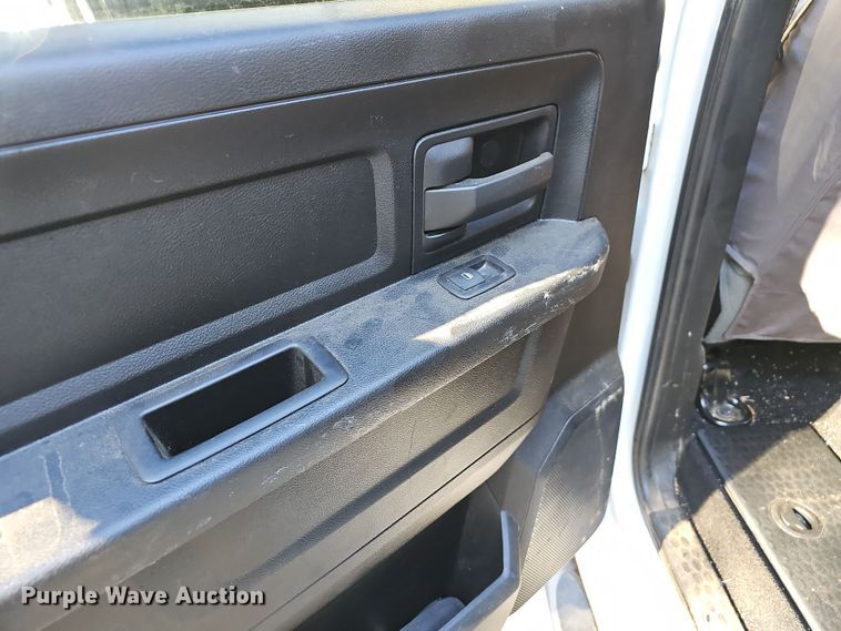 image for item NP9229 2018 Dodge Ram 1500 Crew Cab pickup truck