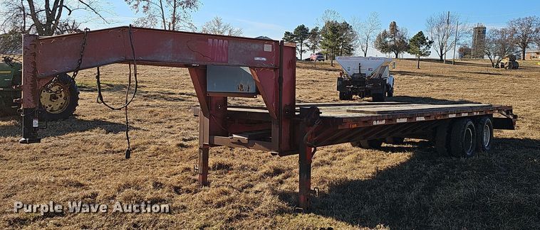 image for item NP9239 1996 James Welding  equipment trailer