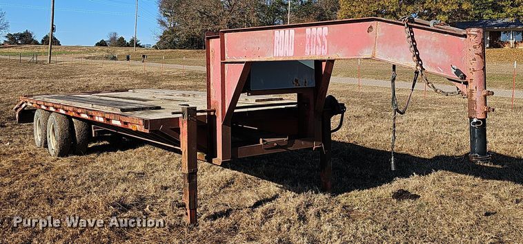 image for item NP9239 1996 James Welding  equipment trailer