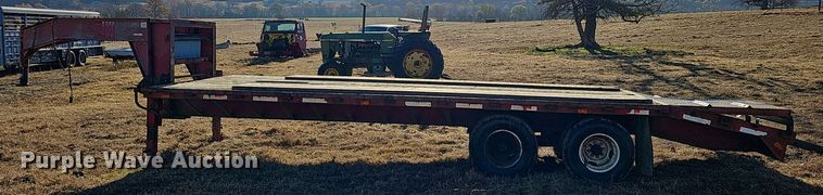image for item NP9239 1996 James Welding  equipment trailer