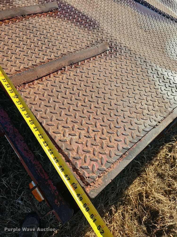 image for item NP9239 1996 James Welding  equipment trailer