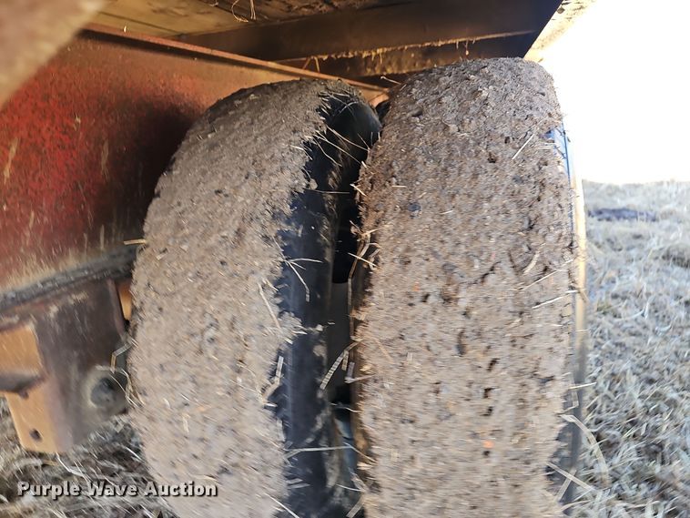 image for item NP9239 1996 James Welding  equipment trailer