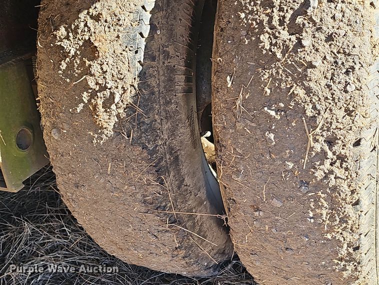 image for item NP9239 1996 James Welding  equipment trailer