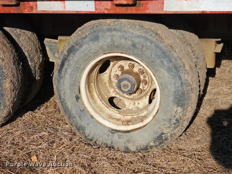 image for item NP9239 1996 James Welding  equipment trailer