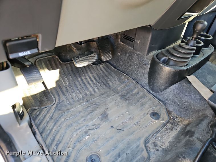image for item NP9243 2005 Ford F150  SuperCab pickup truck