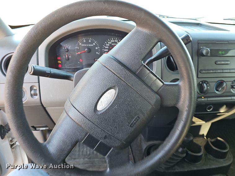 image for item NP9243 2005 Ford F150  SuperCab pickup truck