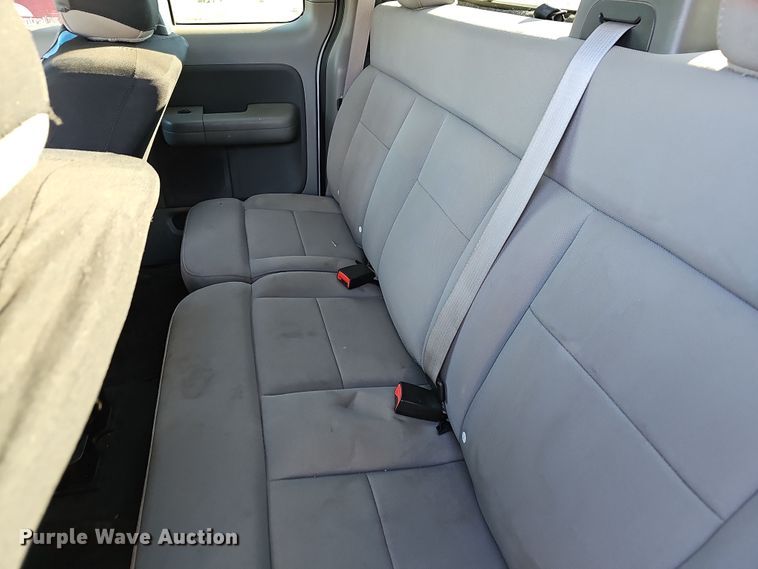image for item NP9243 2005 Ford F150  SuperCab pickup truck