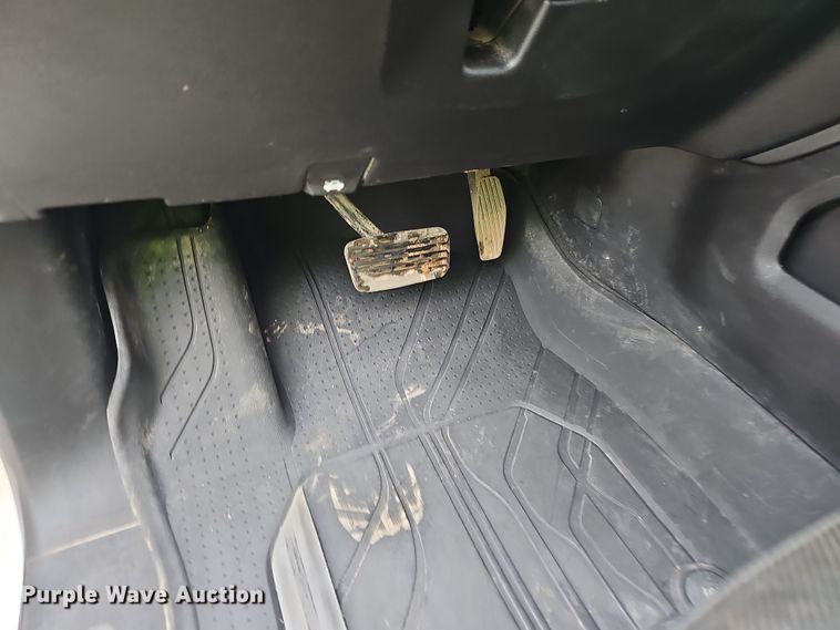 image for item NP9256 2020 Chevrolet Silverado 2500HD  Crew Cab pickup truck