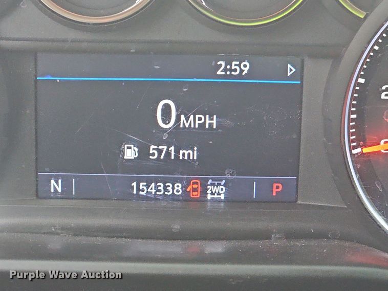 image for item NP9256 2020 Chevrolet Silverado 2500HD  Crew Cab pickup truck