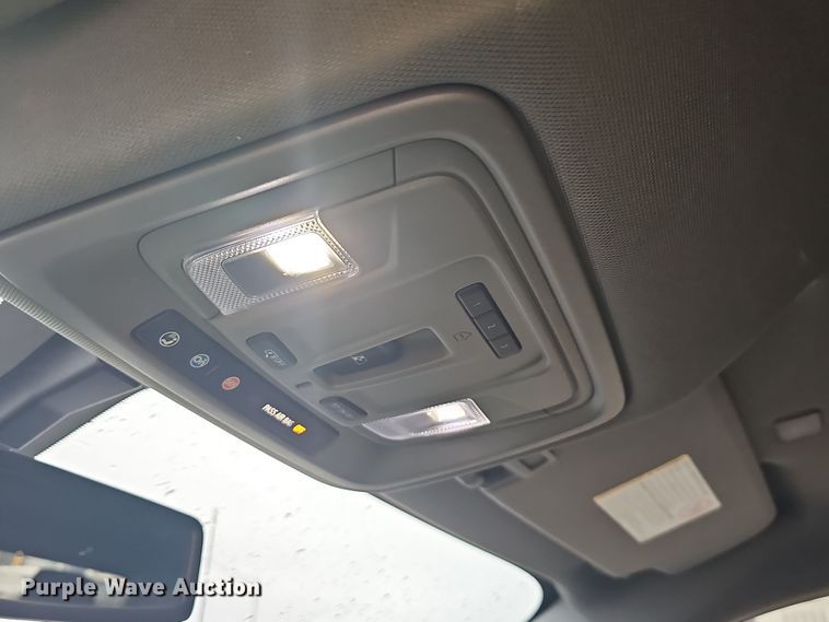 image for item NP9256 2020 Chevrolet Silverado 2500HD  Crew Cab pickup truck