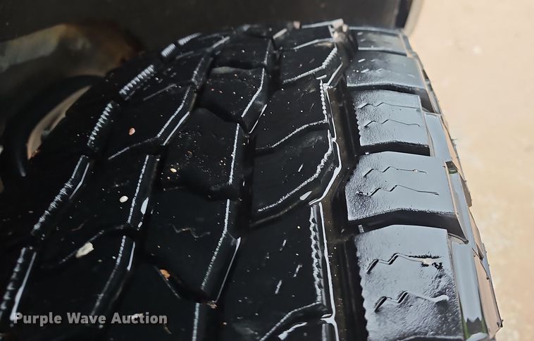 image for item NP9256 2020 Chevrolet Silverado 2500HD  Crew Cab pickup truck