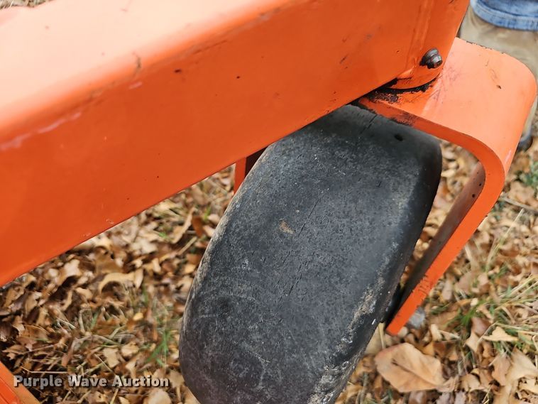 image for item NP9281 Husqvarna MZ6125  ZTR lawn mower