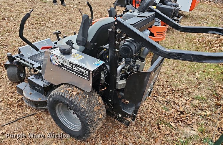 image for item NP9282 Dixie Chopper Silver Eagle 2750  ZTR lawn mower