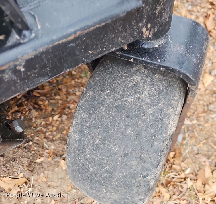 image for item NP9282 Dixie Chopper Silver Eagle 2750  ZTR lawn mower