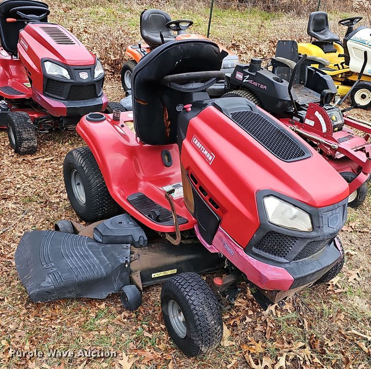 image for item NP9285 (4) lawn mowers