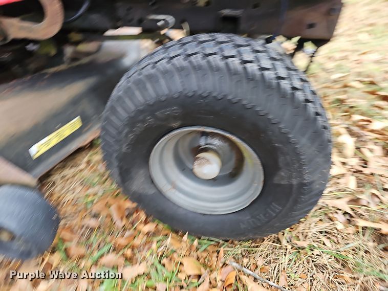 image for item NP9285 (4) lawn mowers