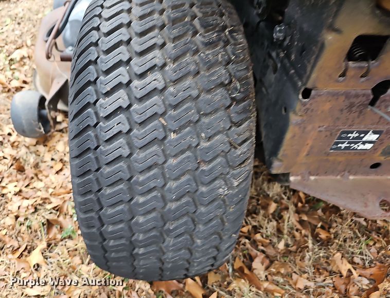 image for item NP9285 (4) lawn mowers