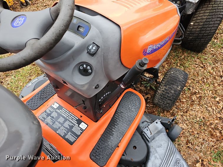 image for item NP9285 (4) lawn mowers