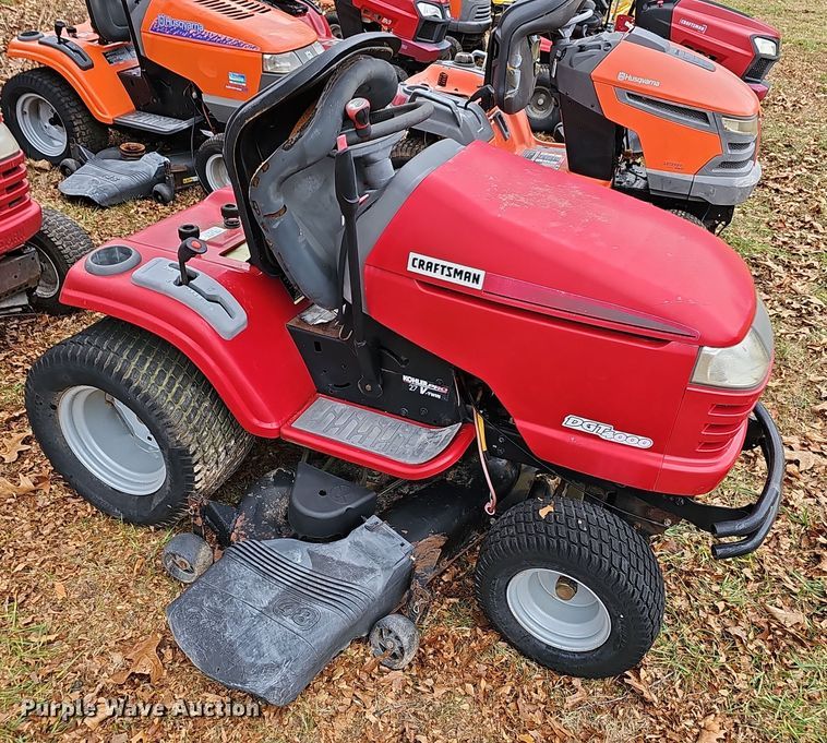 image for item NP9287 (4) lawn mowers